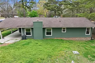 5706 Lochness Ct, Fayetteville, NC 28304 - Photo 3
