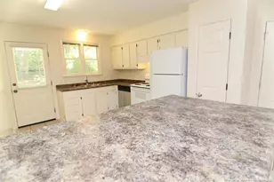 6114 Deerwood Pl, Raleigh, NC 27607 - Photo 5