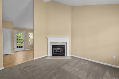 120 Raymond Street, Raeford, NC 28376 - Photo 5