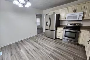 5521 Deep Hollow Ct, Fayetteville, NC 28311 - Photo 3