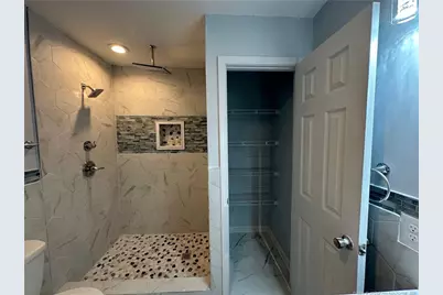 929 Fleetwood Drive, Fayetteville, NC 28305 - Photo 19