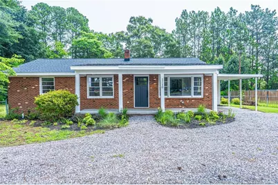 1710 N Poplar Street, Aberdeen, NC 28315 - Photo 1