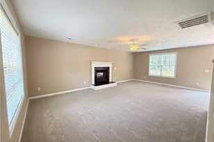 42 Grayson Pl, Sanford, NC 27332 - Photo 3