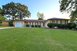 5622 Weatherford Rd, Fayetteville, NC 28303 - Photo 1