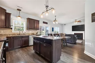 3601 Castlefield Ln, Fayetteville, NC 28306 - Photo 13