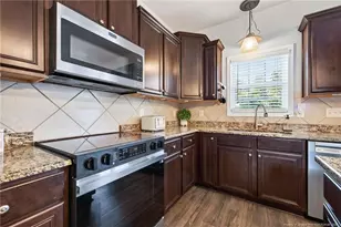 3601 Castlefield Ln, Fayetteville, NC 28306 - Photo 11