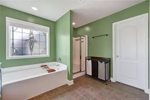 3601 Castlefield Ln, Fayetteville, NC 28306 - Photo 19