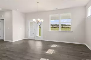 357 Maddox Dr, Aberdeen, NC 28315 - Photo 9