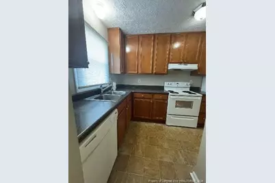 422 Kirkcaldy Court, Fayetteville, NC 28314 - Photo 7