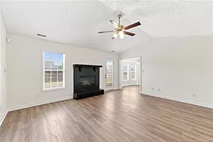 2244 Cliff Swallow Drive, Fayetteville, NC 28306 - Photo 9