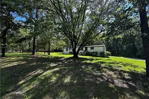 124 Autumn Dr, Vass, NC 28394 - Photo 7