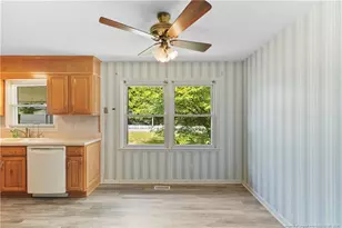 735 Amber Dr, Fayetteville, NC 28311 - Photo 9