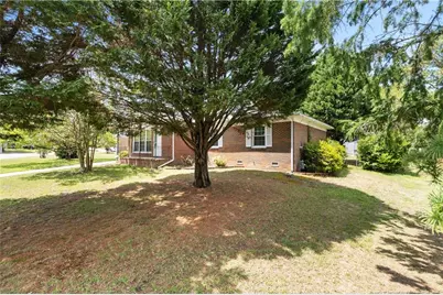 735 Amber Drive, Fayetteville, NC 28311 - Photo 3