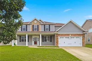 1442 Seabiscuit Dr, Hope Mills, NC 28371 - Photo 1