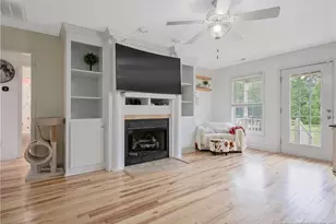 1906 Sunshine Ct, Hope Mills, NC 28348 - Photo 13