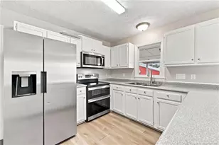 6716 Battle Rd, Fayetteville, NC 28314 - Photo 5