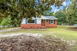 1413 Stansfield Dr, Fayetteville, NC 28303 - Photo 3