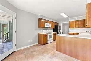 2908 Wedgeview Dr, Fayetteville, NC 28306 - Photo 21