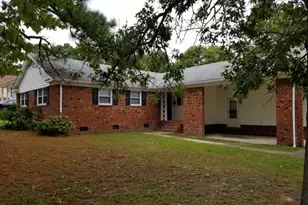 443 Shoreline Dr, Fayetteville, NC 28311 - Photo 1
