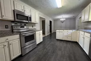 5870 McDonald Rd, Parkton, NC 28371 - Photo 9