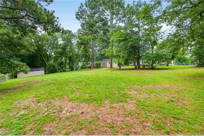 423 E Edinborough Avenue, Raeford, NC 28376 - Photo 45