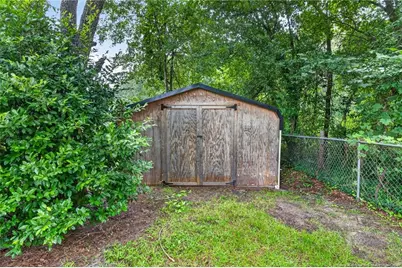 423 E Edinborough Avenue, Raeford, NC 28376 - Photo 43