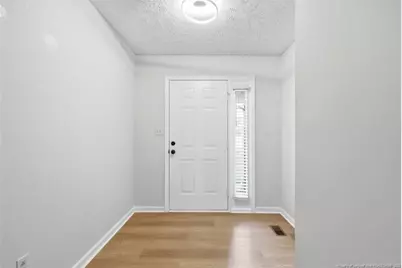 5923 Lively Court, Fayetteville, NC 28306 - Photo 17