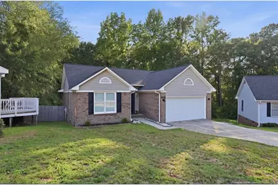 5923 Lively Court, Fayetteville, NC 28306 - Photo 5