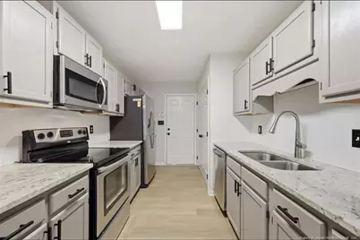 5923 Lively Court, Fayetteville, NC 28306 - Photo 7