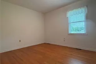 672 E Palmer Rd, Raeford, NC 28376 - Photo 17