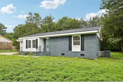 628 Goodyear Drive, Spring Lake, NC 28390 - Photo 3