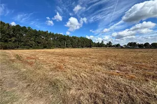 2898 McGirt Gin Rd, Maxton, NC 28364 - Photo 1