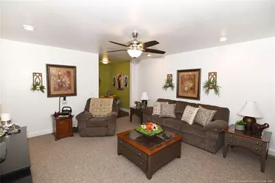 386 Oakwood Heights Drive, Lumberton, NC 28358 - Photo 3