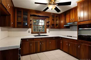 405 Lancaster Rd, Fayetteville, NC 28303 - Photo 9