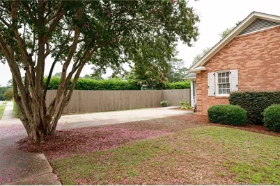 2630 Mirror Lake Drive, Fayetteville, NC 28303 - Photo 25
