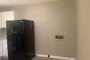 814 Varsity Dr, Fayetteville, NC 28304 - Photo 7