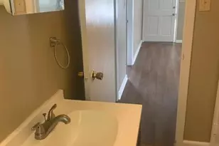814 Varsity Dr, Fayetteville, NC 28304 - Photo 9