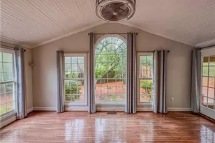 6874 Towbridge Rd, Fayetteville, NC 28306 - Photo 9