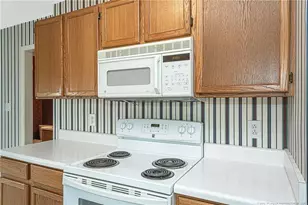 2940 Darien Dr, Fayetteville, NC 28304 - Photo 15