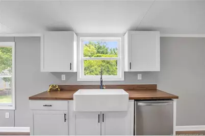 64 Outfield Drive, Bladenboro, NC 28320 - Photo 5