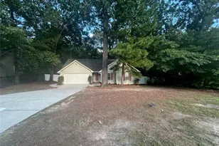 107 Jefferson Dr, Raeford, NC 28376 - Photo 3