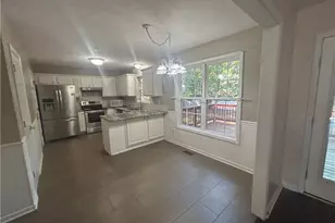 107 Jefferson Dr, Raeford, NC 28376 - Photo 9