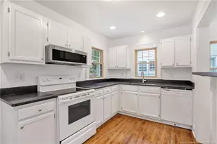 705 Greenland Dr, Fayetteville, NC 28305 - Photo 11