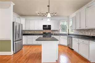 311 Damsel Ct, Linden, NC 28356 - Photo 5