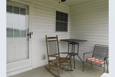 656 Amberdale Circle W, Lumberton, NC 28358 - Photo 9