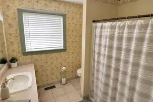 472 Ingle Dr, Red Springs, NC 28377 - Photo 5