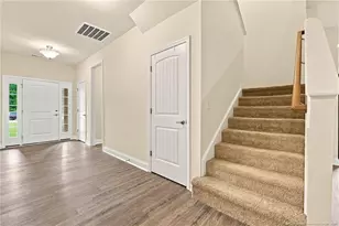 305 Planters Ln, Coats, NC 27521 - Photo 5