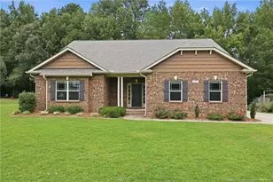 305 Planters Ln, Coats, NC 27521 - Photo 1