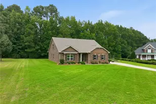 305 Planters Ln, Coats, NC 27521 - Photo 41