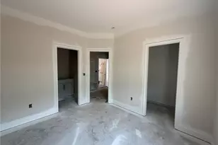 387 Thorntons Creek Dr, Erwin, NC 28339 - Photo 7